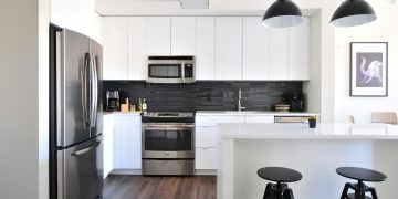 Keeping a Small Kitchen Functional When Counter Space Is Limited